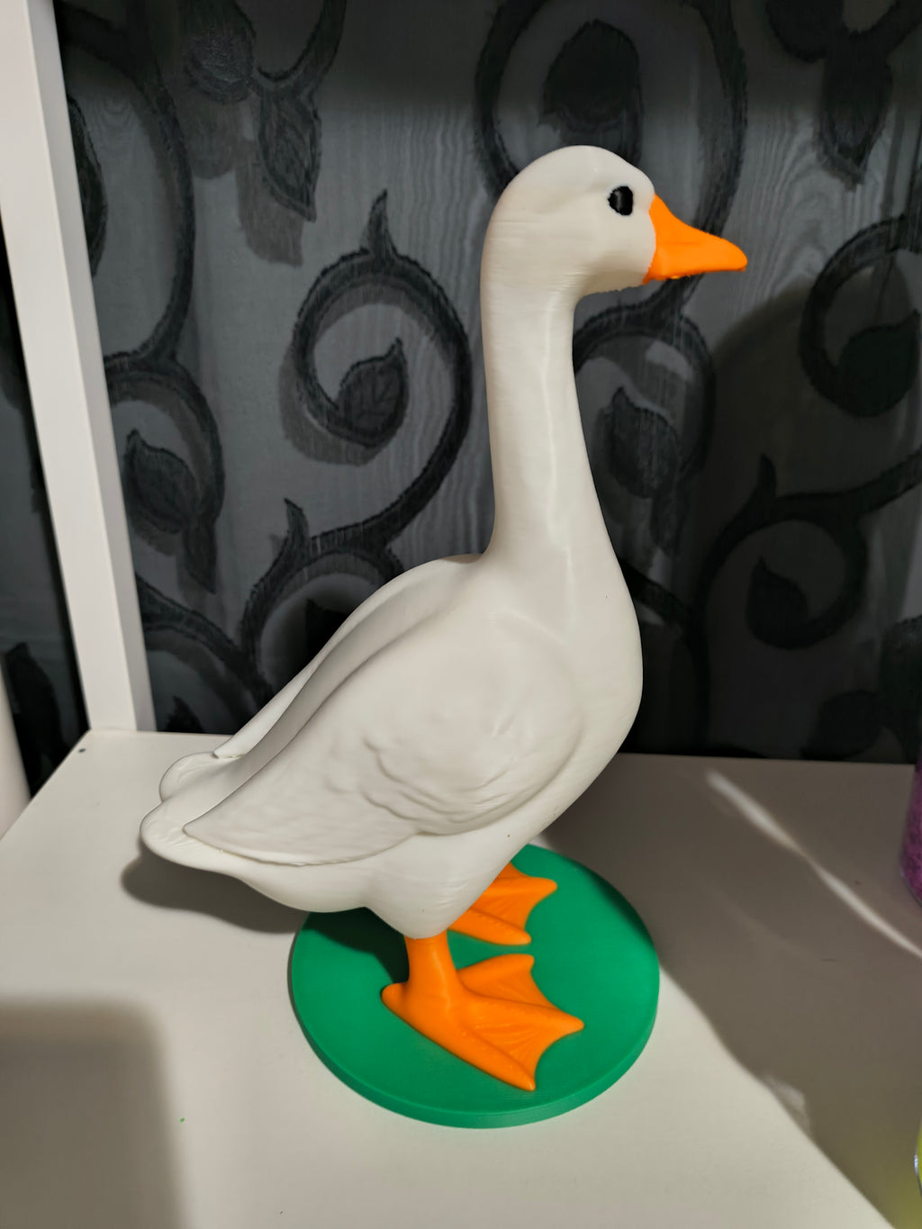 3D 9 inch Desk Goose