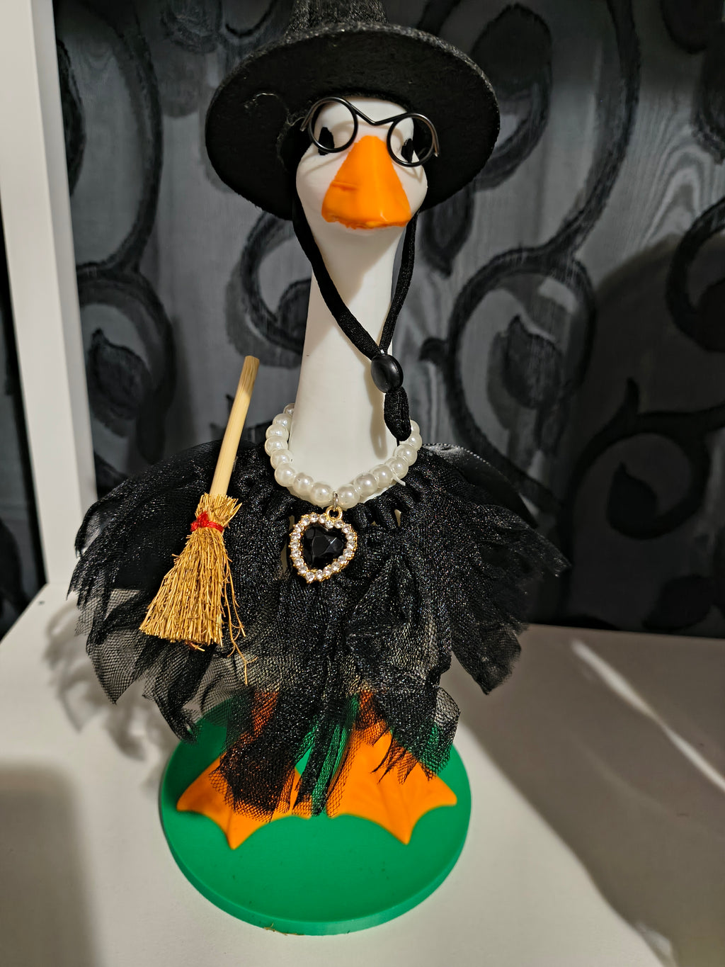 3D 9 inch Desk Goose